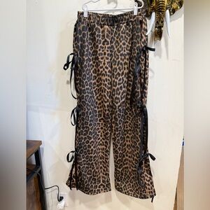 SHEIN Leopard Print Wide Leg Pants with Black Ties
